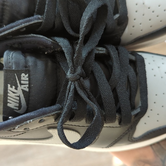 Air Jordan 1 Low OG Shadow 2015 (Mens 6.5/Women's 8) - Picture 5 of 12